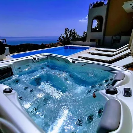 Vakantiehuis 8910 Comfortable Makarska