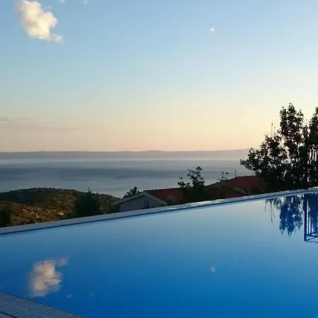 Vakantiehuis 8910 Comfortable Makarska