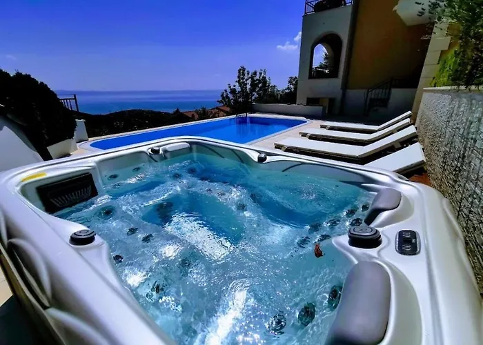 Holiday home 8910 Comfortable Makarska